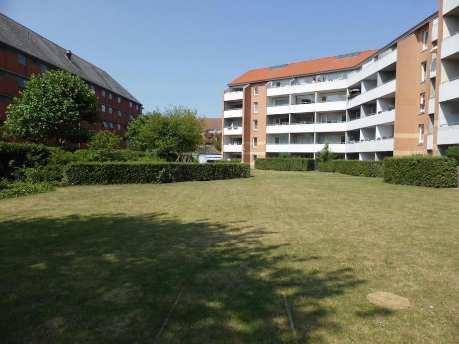 Classic Groundfloor With Patio Close To Metro Apartment Copenhagen