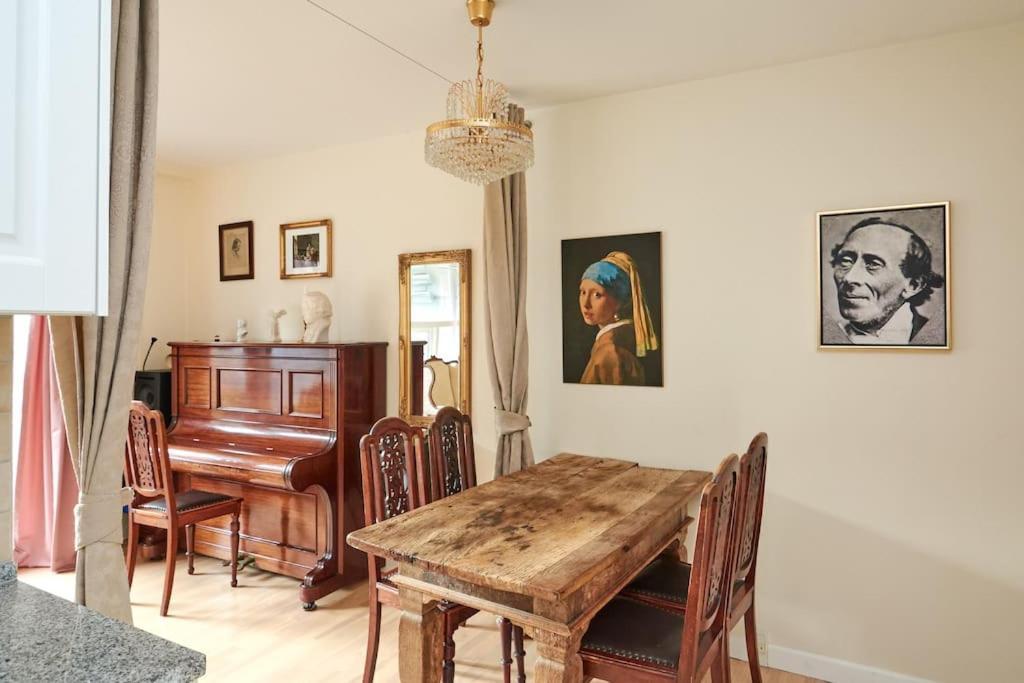 Leilighet Classic Groundfloor With Patio Close To Metro *